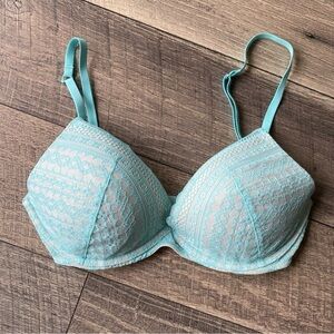 Victoria’s Secret Sea Blue Lace Plunge Bra Size 34DD